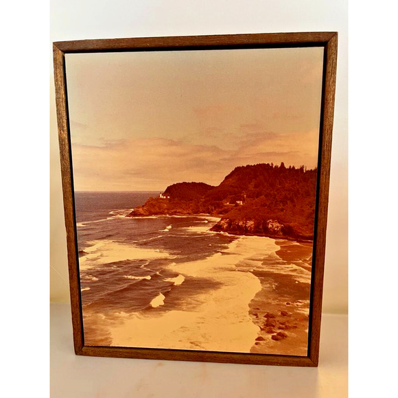 Vintage Photo in Floating Frame C1980s Oregon Coast Heceta Head Lighthouse - Picture 1 of 2
